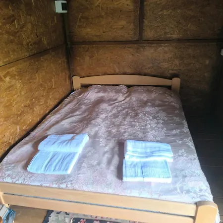 Jezero - Drvene Kucice Na Privatnom Jezeru * Šabac