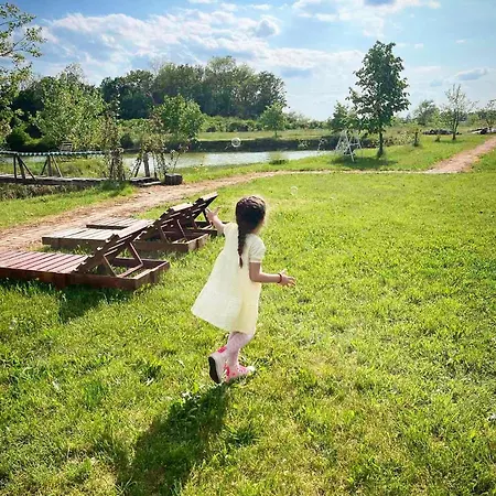 Jezero - Drvene Kucice Na Privatnom Jezeru Tatil parkı